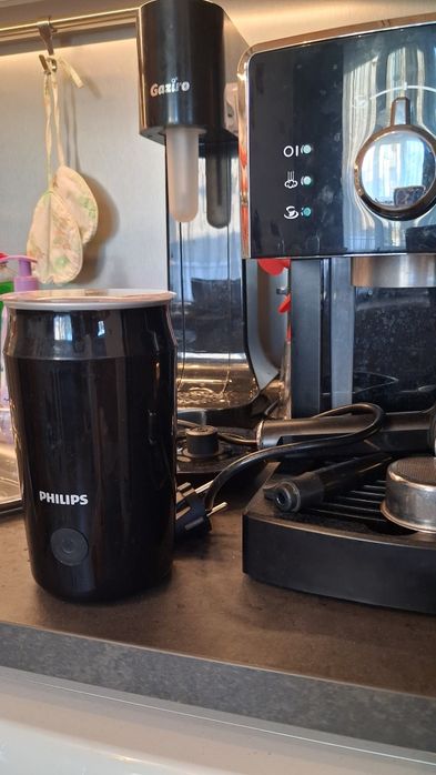 Разпенител за топло и студено мляко philips CA6500/63