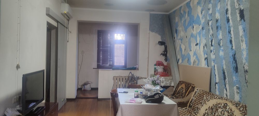 Продажа Феруза, 2 комн 1 этаж, шк√205