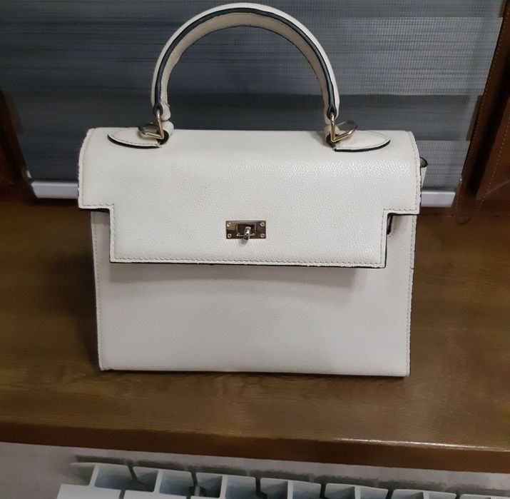 Женская сумочка.