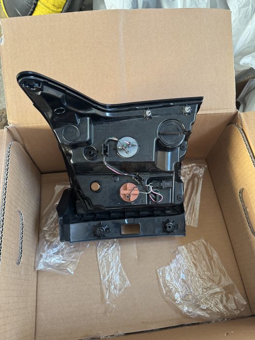 Продам задний плафон