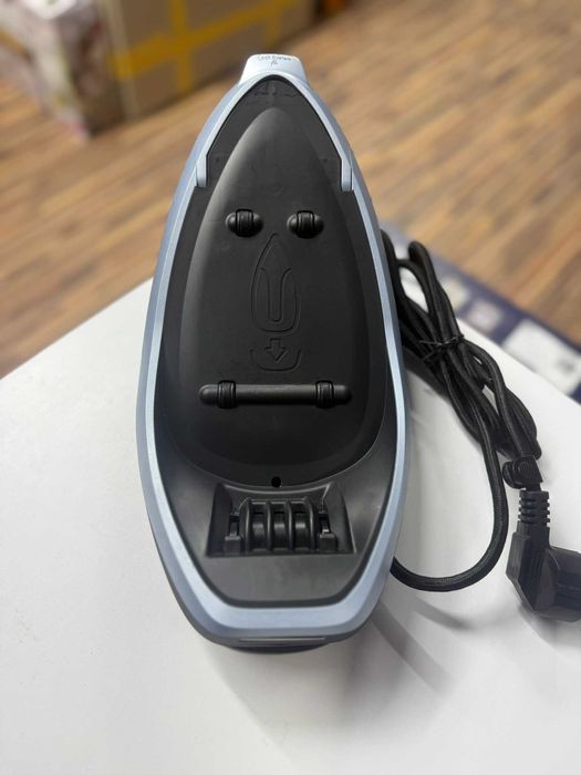 Fier de calcat fara fir Rowenta Freemove Force 2800W