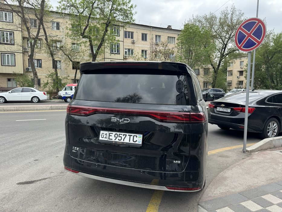Новый BYD M9 2026