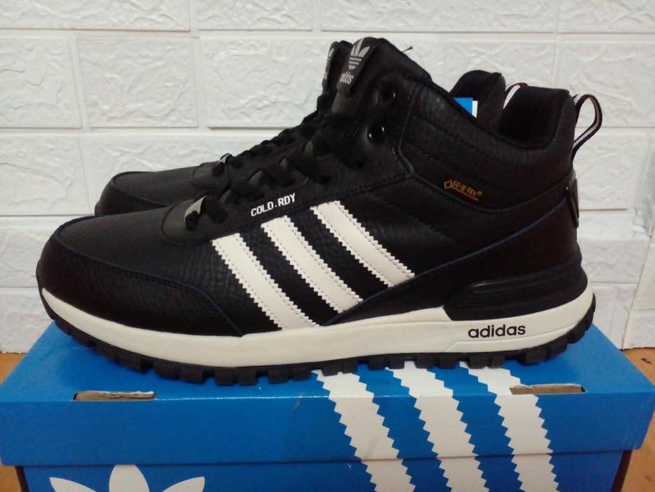 кроссовки зимние "ADIDAS"