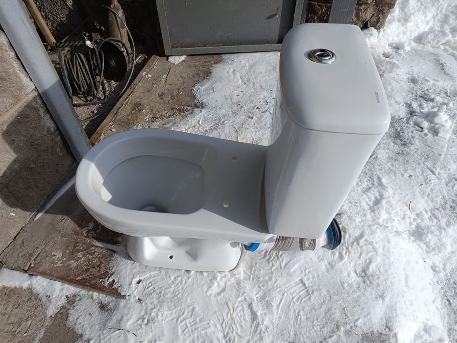 Продам унитаз унитаз