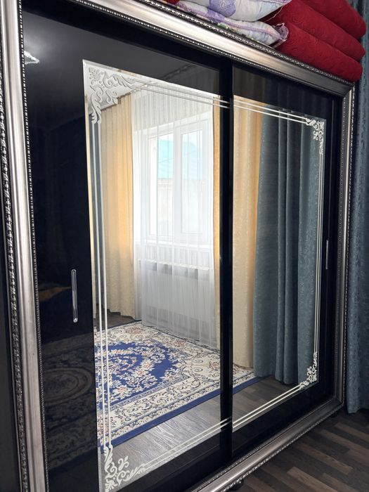 Продам спальный гарнитур