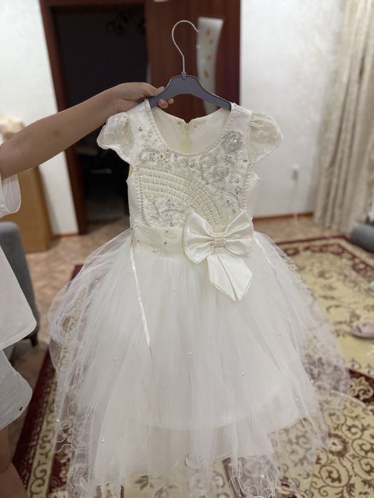 Продам детское платье