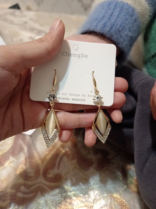 Brasletlar hitoyniki atiga 18mingdan  toshlari tetiklashtirish hususiy