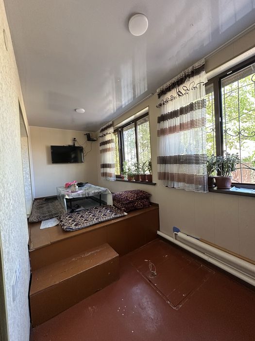 Продам дом в центре чирчика