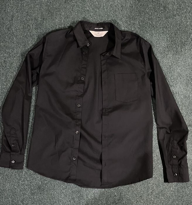 Рубашки Hm H&M белая и черная.