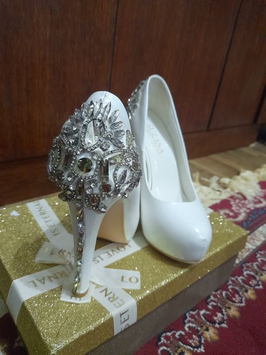 Продаётся!Туфли свадебные