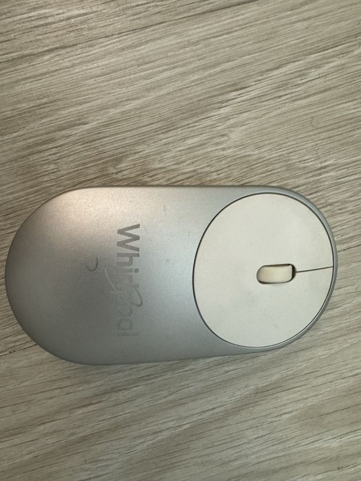 Мышки продам безпровобные