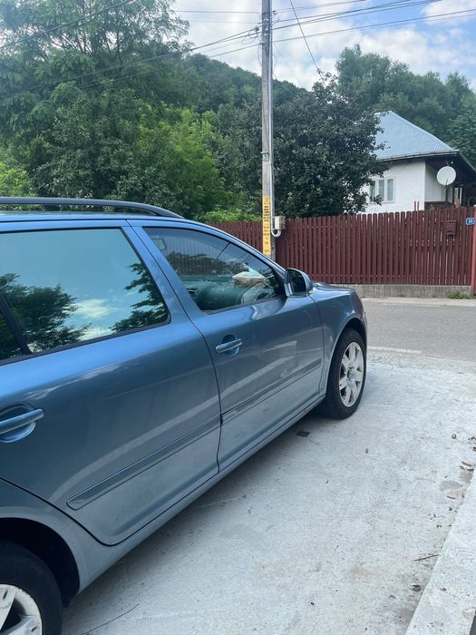 Vand skoda octavia 2 combi 2.0 tdi 140 cp 2011