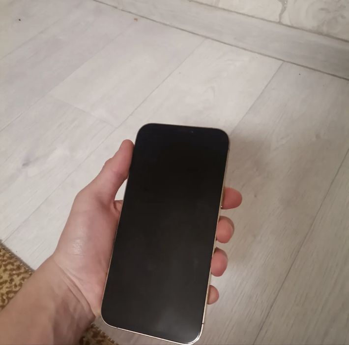 Продается айфон 12 про макс или обмен