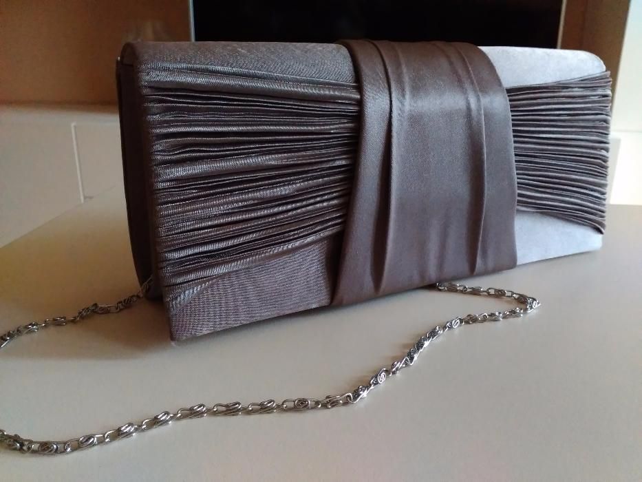 Чисто нова чанта