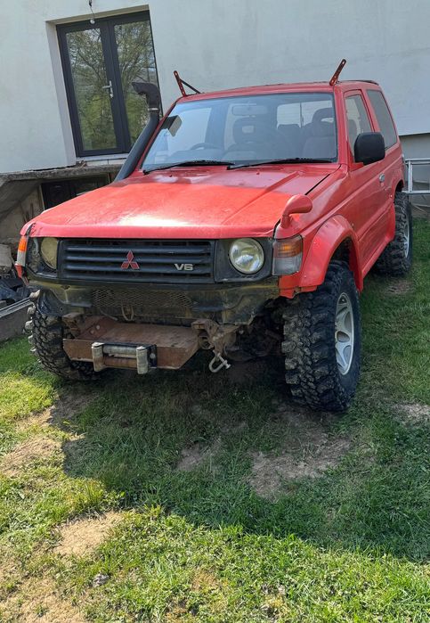 Mitsubishi Pajero MK2