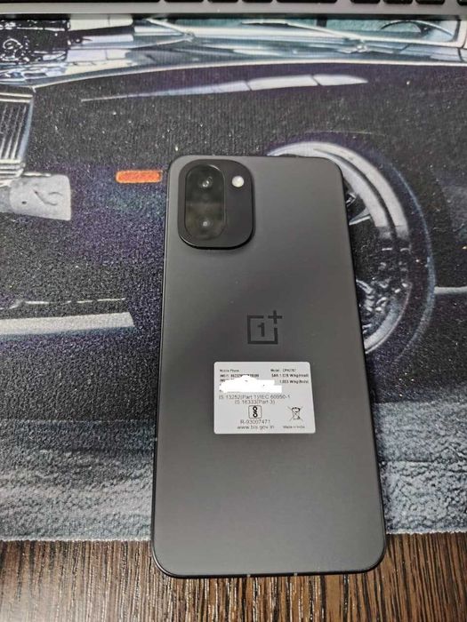 OnePlus 15R. 12/256Гб. Индия.