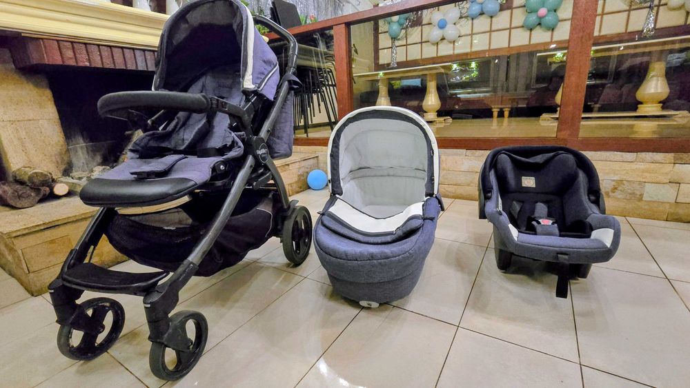 Продавам бебешка/детска количка 3 в 1