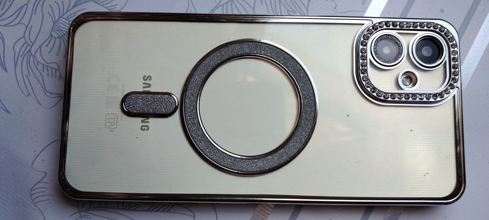 Samsung A06 kaka noviy