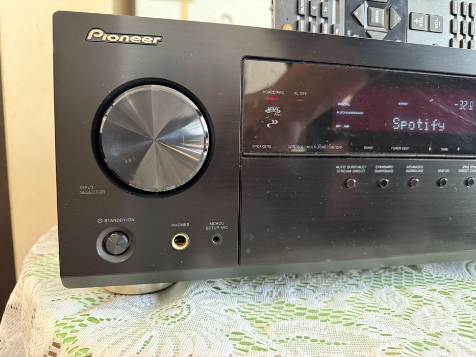 Pioneer VSX-930 Bluetooth Wi-Fi