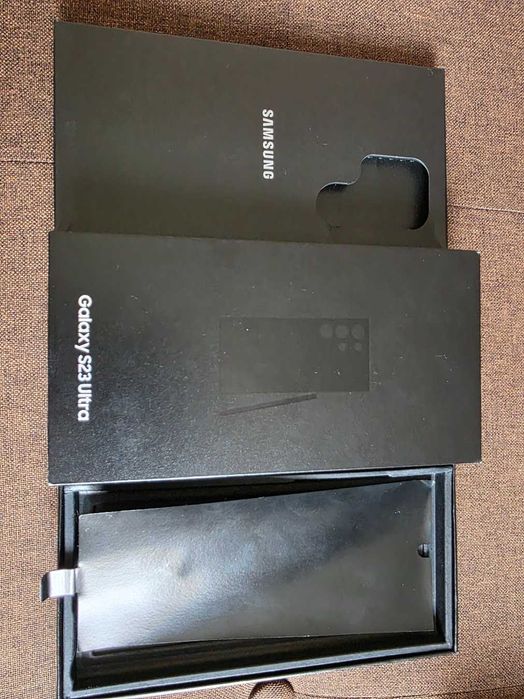 Samsung S23 Ultra 256 GB /8 RAM Black нов