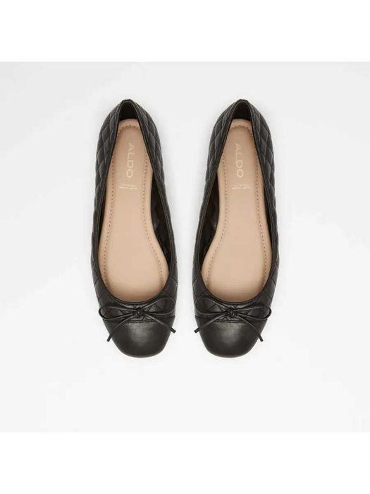 Продам новые балетки Aldo