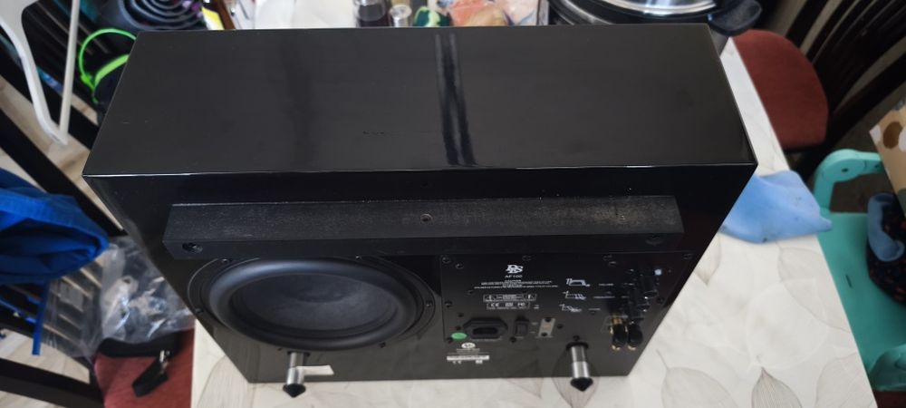 Активен субуфер DLS Flatsub Midi