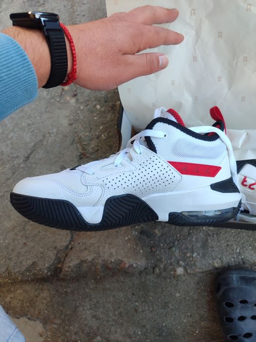 Nike Jordan обувки