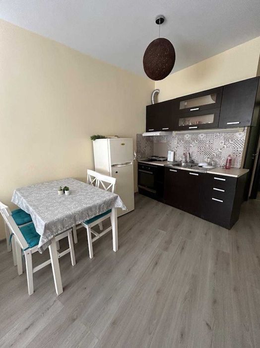 Двустаен апартамент