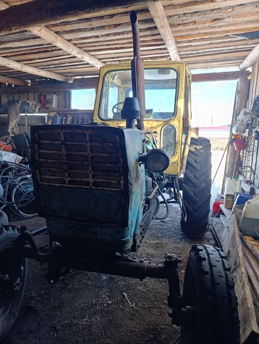 Продам трактор ЮМЗ 6