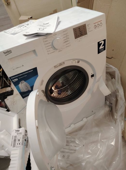 Стиральная машина BEKO WRS-5511BWW белый