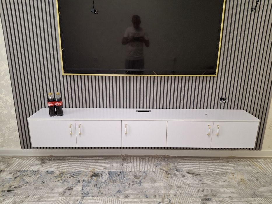 Мебель на заказ кухня прихожая спальня ТВ тумба обшивка стены