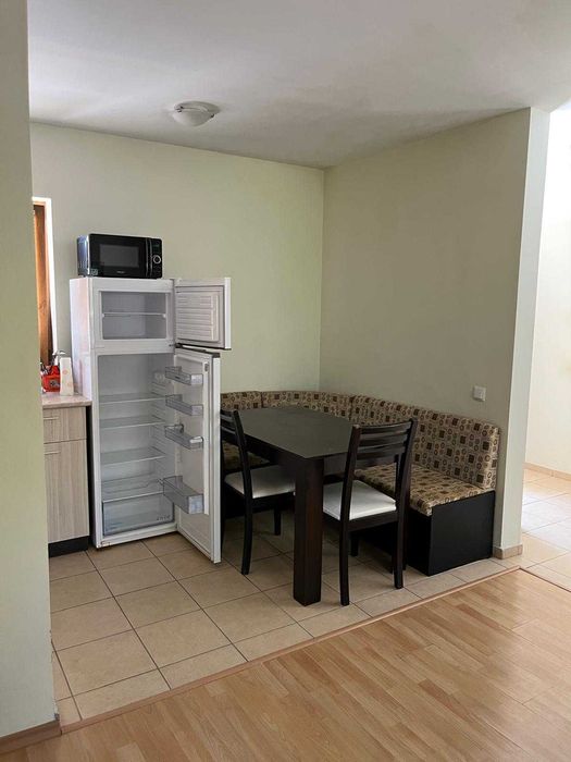 Едностаен апартамент  в централна част на Бяла