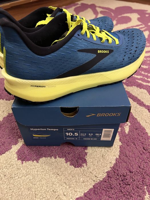 Brooks Hyperion Trmpo New Balance Asics Japan