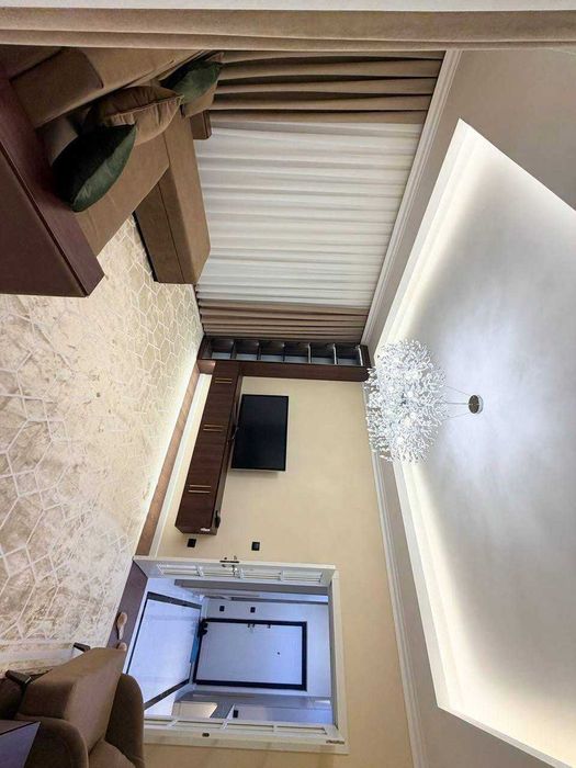 Срочнат аренда  метро новза  2 ком