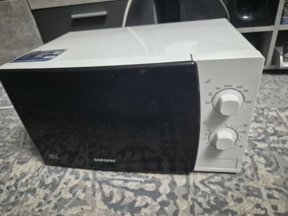 Микроволновка SUMSUNG