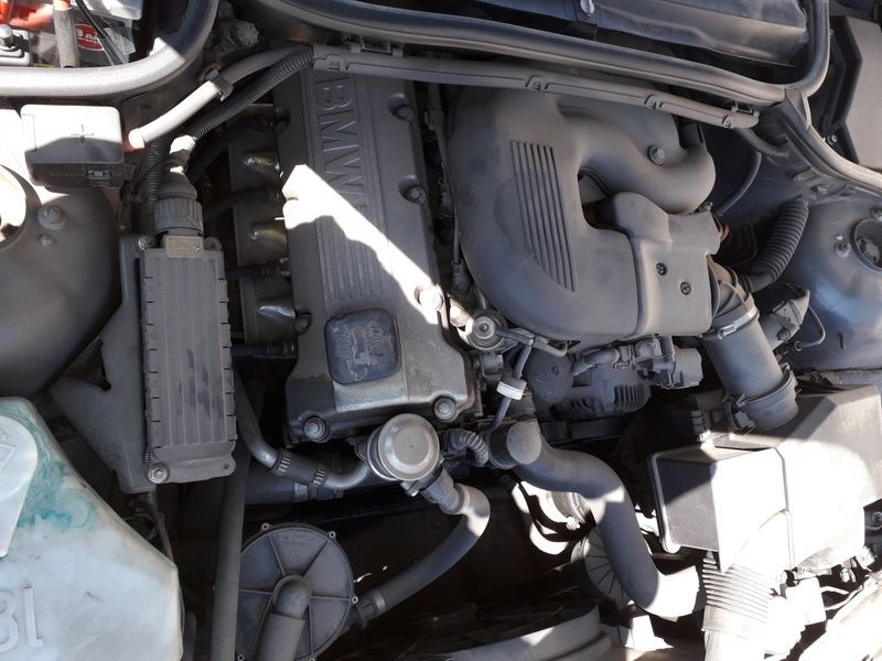 Dezmembram BMW 316 i