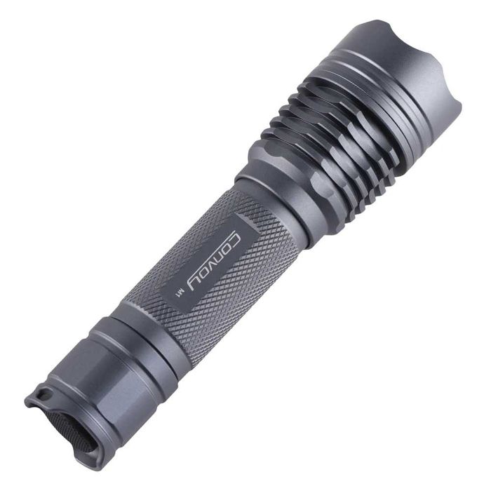 Lanterna tactica M1 cu led XPL Hi / SST40