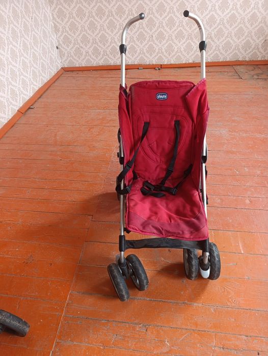 Коляска 15000 и 7000тг