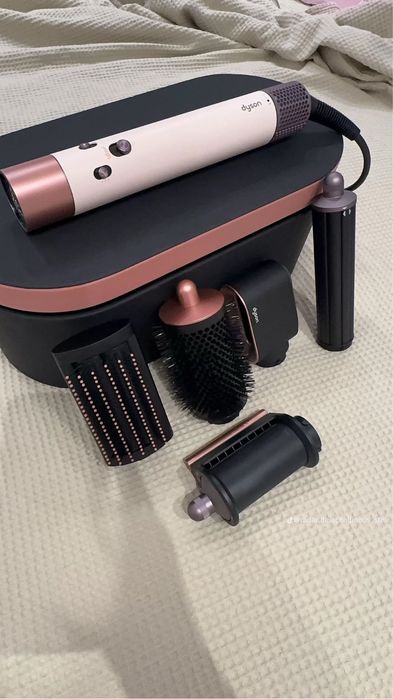 Dyson Airwrap complete long Сешоар
