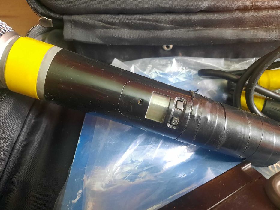 Продается Shure SLX