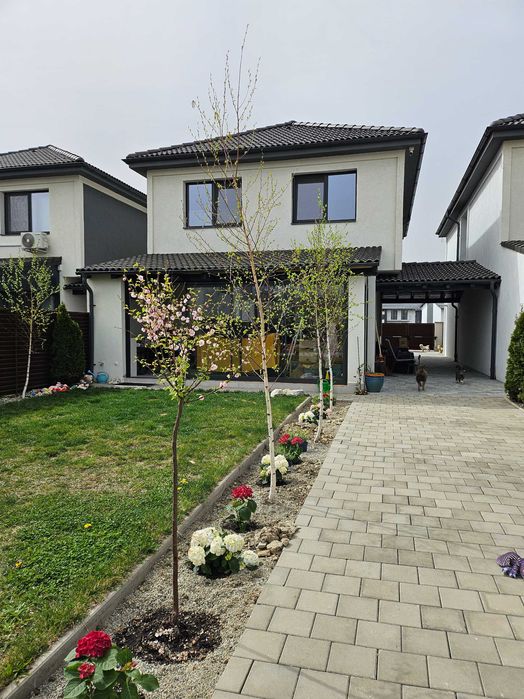 Casa de vanzare individuala