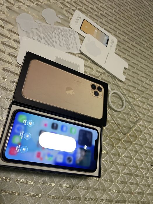 Iphone 11 pro max gold
