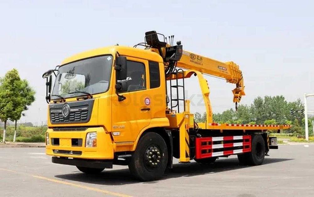 Эвакуатор Dongfeng C180