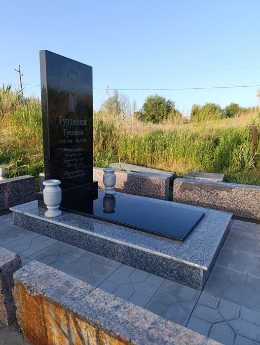 Памятники ! Гарантируем высокое качество