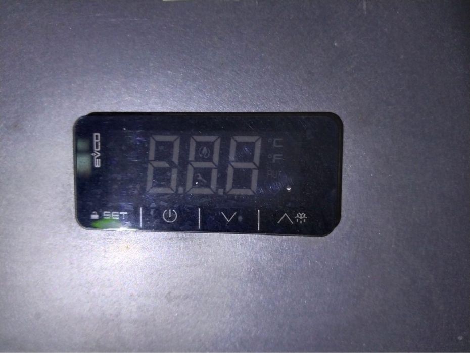 Танкер охладитель молока