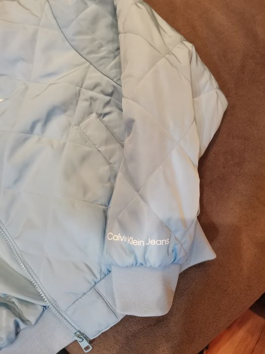 Женско яке бомбър Calvin Klein jeans
