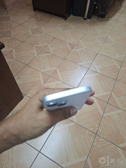 iPhone 15 naqd yoki obmenga