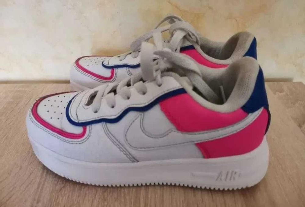 Кроссовки детские, 32 размер для девочки