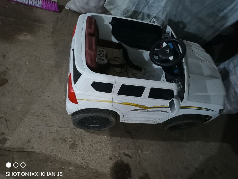 Детская машинка продам