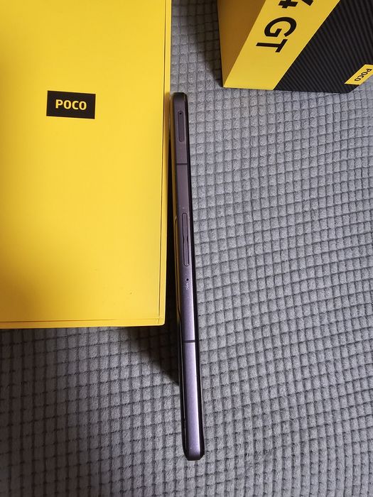 Продам Xiaomi Poco F4 GT 5G 16/256gb.
